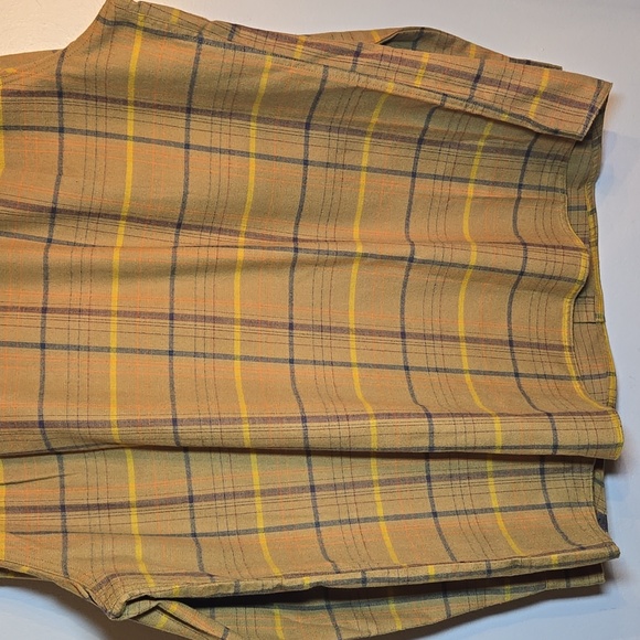 L.L. Bean Overland Performance Flannel Men's Mustard Plaid Snap Shirt Shacket - Picture 9 of 16